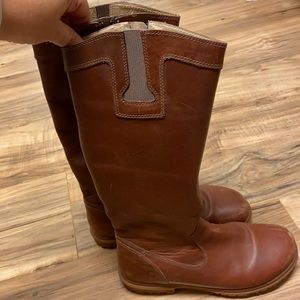 BOGS Leather waterproof boots 7